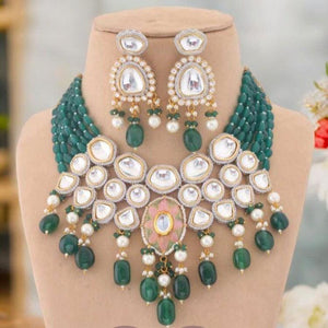 Emerald Reema Kundan Jewellery Set