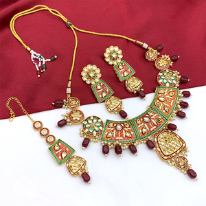 Gold Kundan Mina Jewellery Set