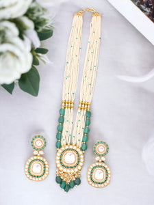 Emerald Siddhiksha Kundan Jewellery Set