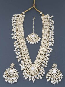 Ivory Gracia Kundan Jewellery Set