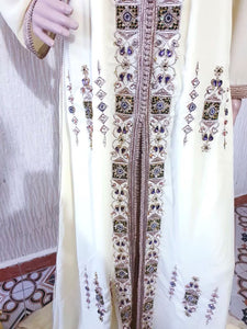 Moroccan Caftan - Traditional Embroidered White Kaftan Dress ,Women's Caftan, Caftan Kaftan Abaya Wedding Robe Takchita 2 Pieces Standard