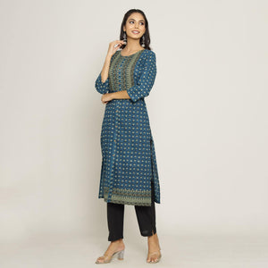 Rang Deep Women Set of Blue Cotton Kurti With Pant