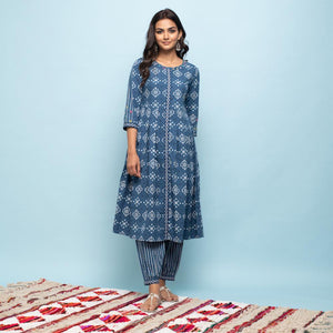 Rang Deep Women Set of Indigo Cotton Kurta with Palazzo