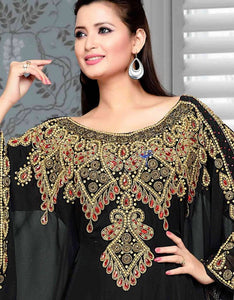 Boat neck embroidered farasha